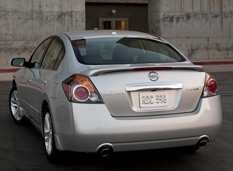  Nissan Altima 2009 года  (фото 5 из 7)
